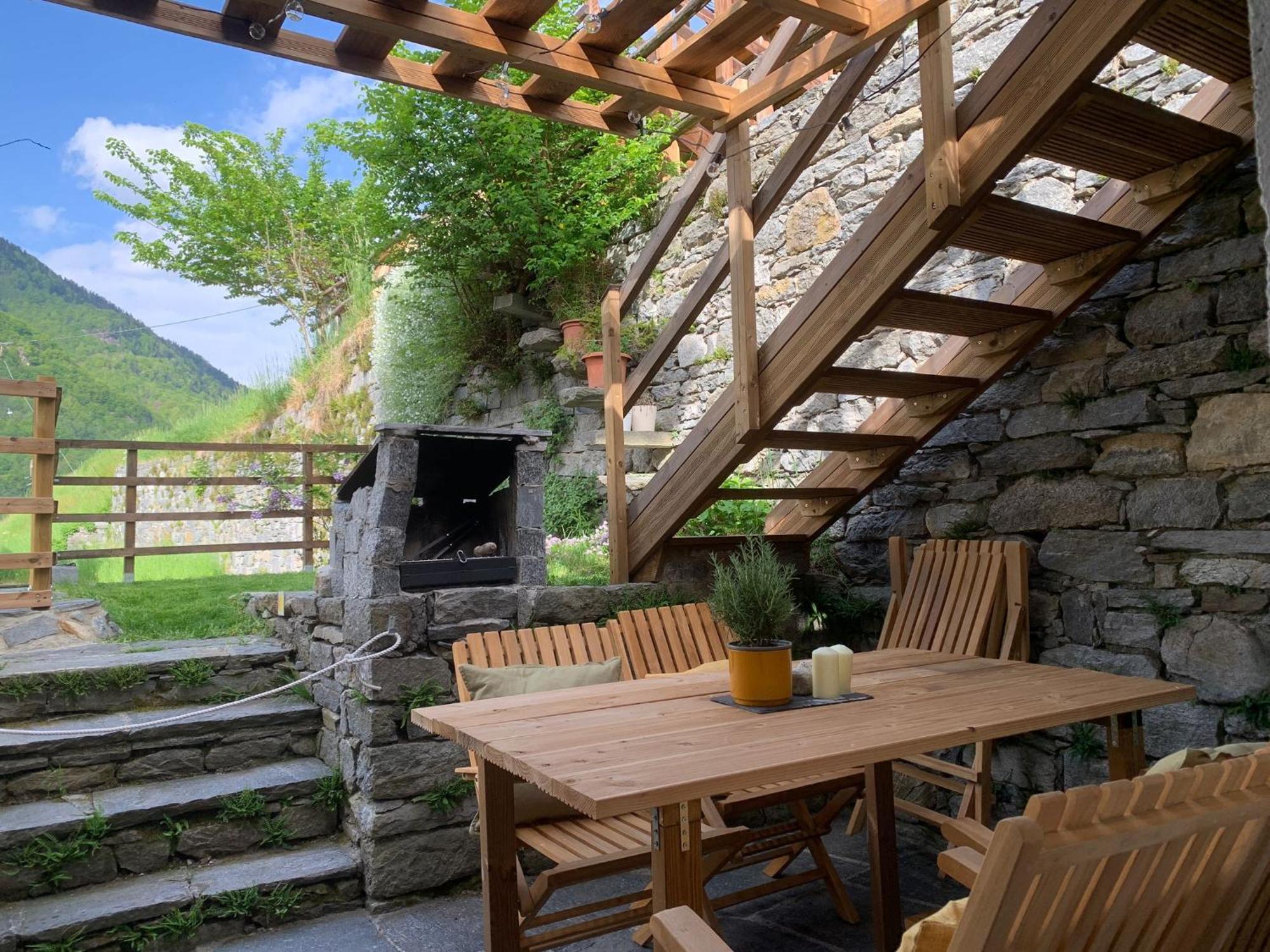 Casa Gialla Russo Екстер'єр фото